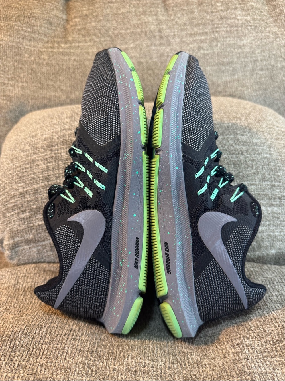 Nike Run Swift SE Special Edition Women’s Gunsmoke/Green Glow AR1904-001 Size 9 - Picture 6 of 12